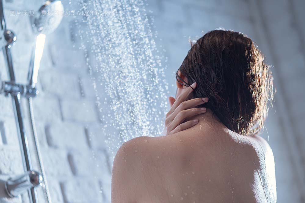 正在淋浴的女人免费照片woman-shower