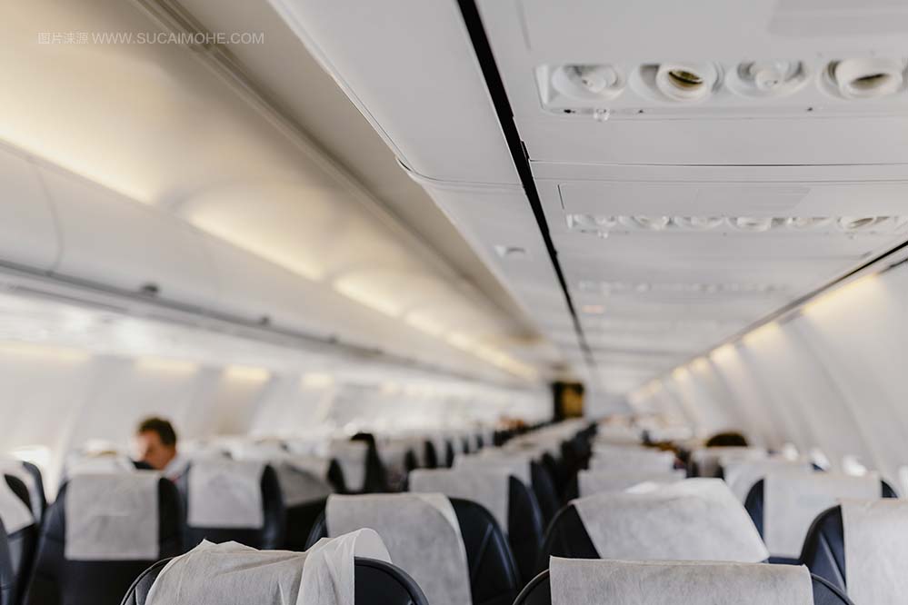 一架飞机的机舱内部装饰高清大图