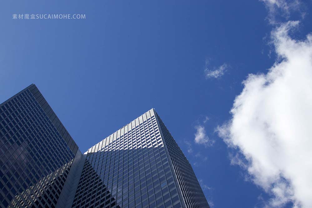 蓝色玻璃大厦高楼