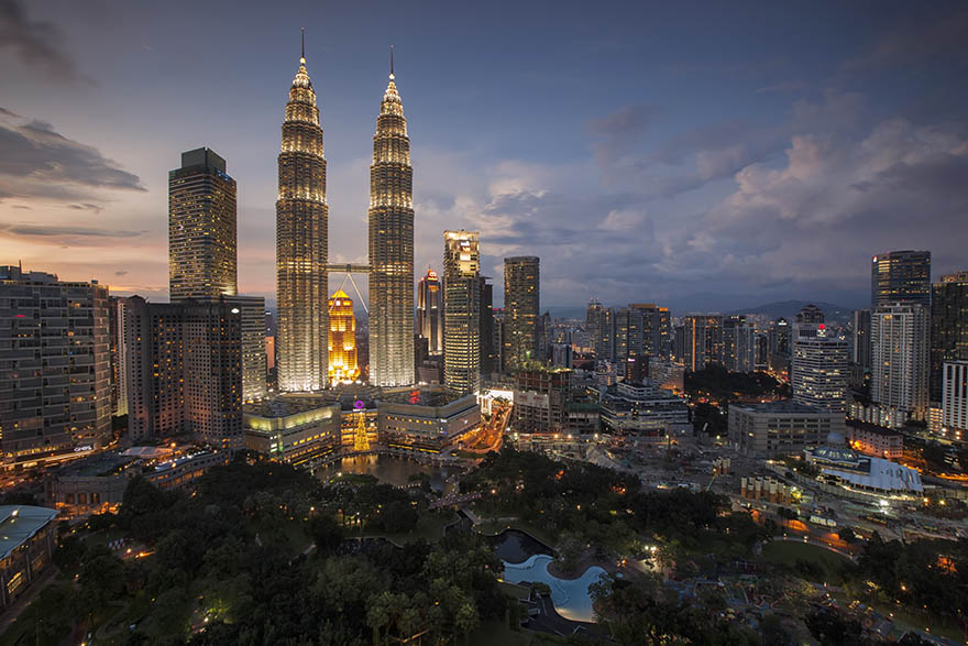 city-城市 灯 天际线 建筑物 摩天大楼 查看 业务 市容 马来西亚 双塔 吉隆坡