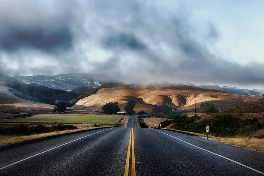 california-加利福尼亚州 路 公路 丘陵 景观 景区 路边 天空 云 自然 目睹 户外 街