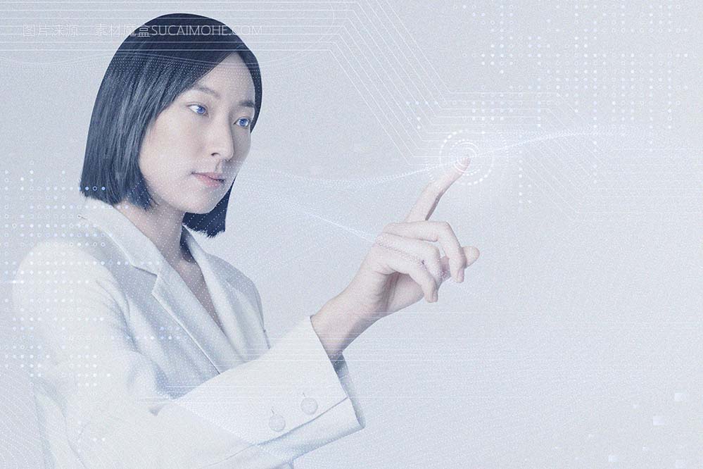 技术商业创新背景与女人点击虚拟屏幕混合媒体